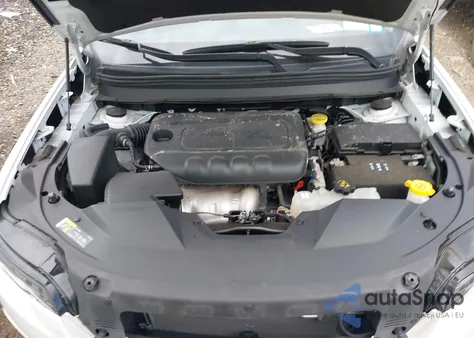 2023 Jeep Cherokee Altitude Lux 4X4 z USA, uszkodzony, nr VIN 1C4PJMMB8PD113082